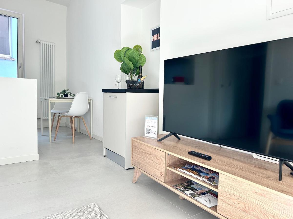 The Charming Suite - Few Steps From The Lake! 루가노 외부 사진